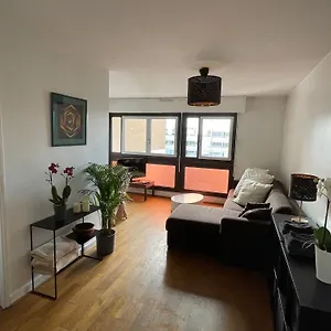 Lumineux 46m2 20e Appartement